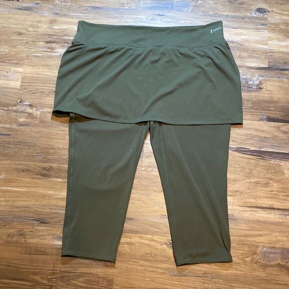 Zuda 2 In 1 Athletic Skirt Legging  Skirted Cropped Leggings Green 3X - Picture 2 of 12